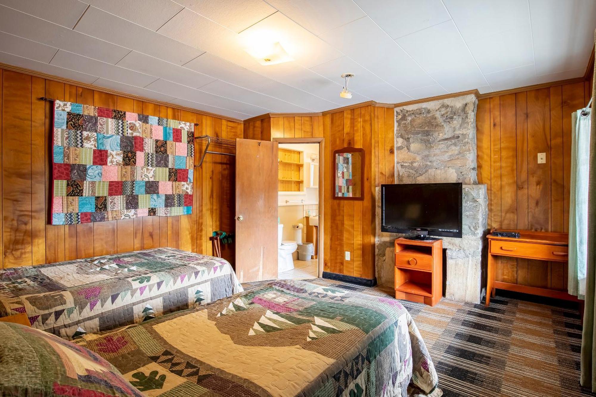 Lloyd'S On The River Country Inn By Oyo Bryson City Exteriör bild