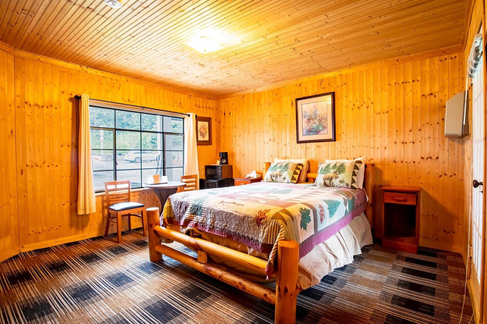 Lloyd'S On The River Country Inn By Oyo Bryson City Exteriör bild