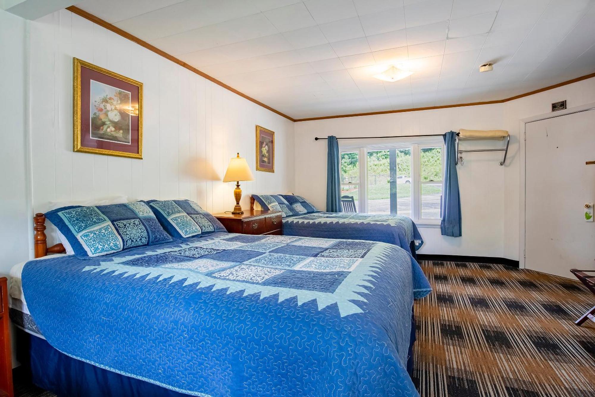Lloyd'S On The River Country Inn By Oyo Bryson City Exteriör bild